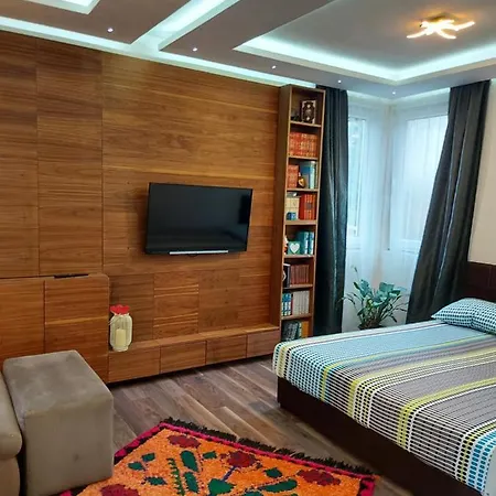 Apartment Old *